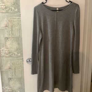 Long sleeve gray dress